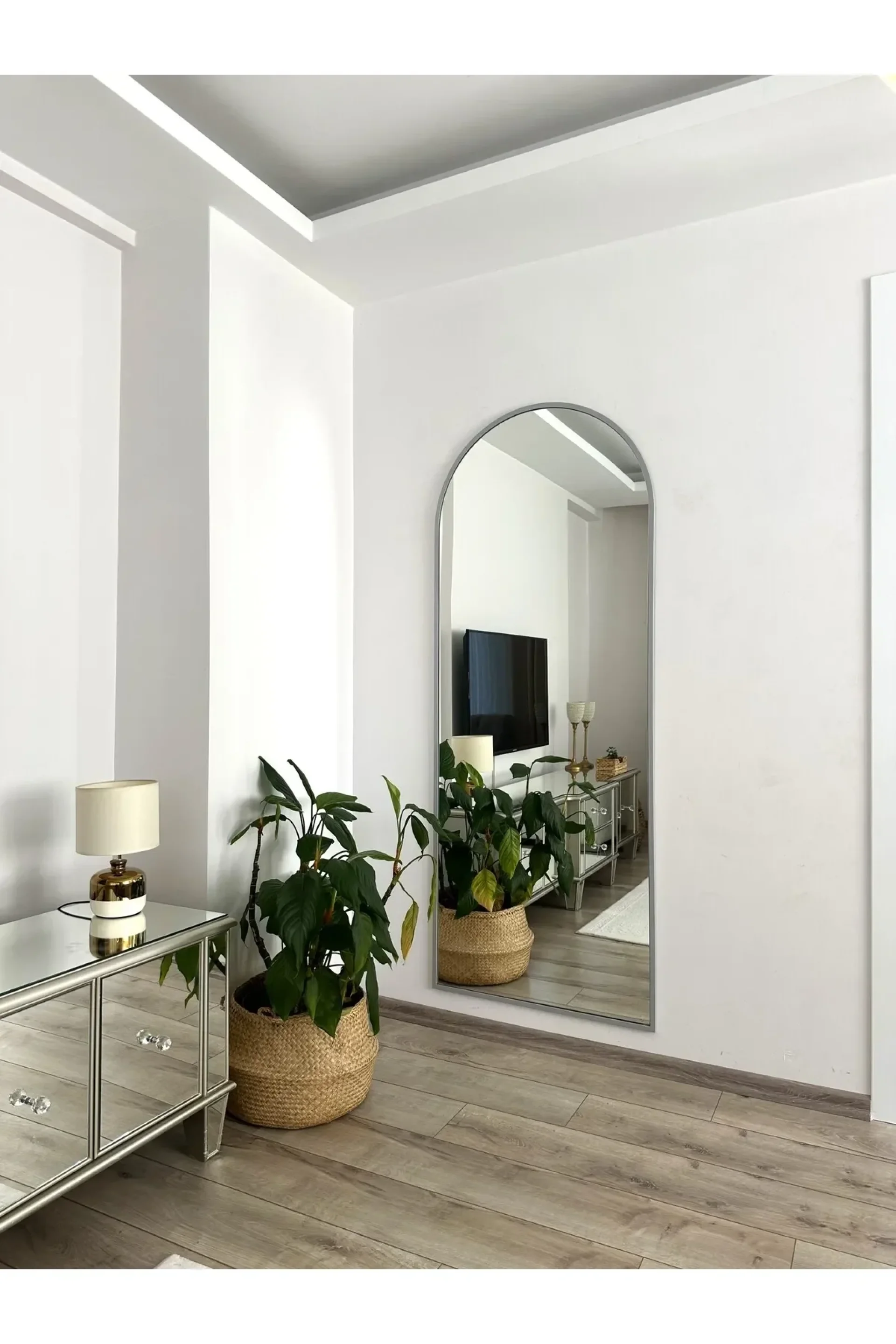 %D0%9E%D0%B2%D0%B0%D0%BB%D0%BD%D0%BE+%D0%BE%D0%B3%D0%BB%D0%B5%D0%B4%D0%B0%D0%BB%D0%BE+180%D1%8570+%D0%A1%D0%B8%D0%B2+%D1%81+%D0%BC%D0%B5%D1%82%D0%B0%D0%BB%D0%BD%D0%B0+%D1%80%D0%B0%D0%BC%D0%BA%D0%B0